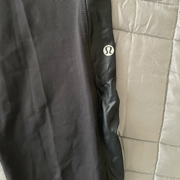 Lululemon Cropped Running Leggings - Picture 4 of 5